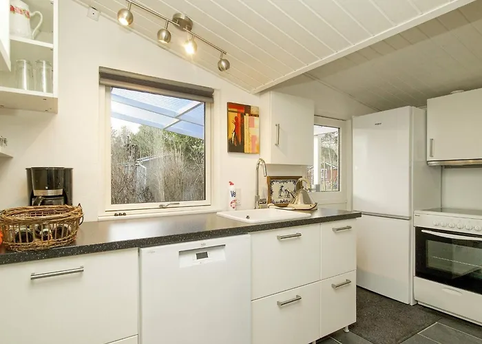 4 Person In Grevinge-by Traum *