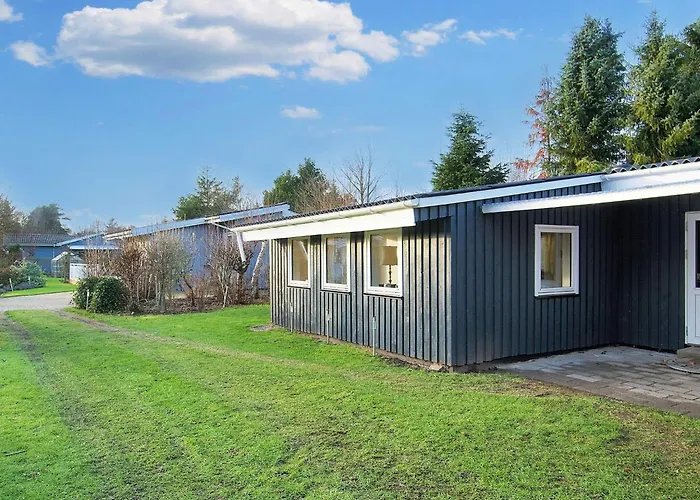 4 Person In Grevinge-by Traum * Grevinge